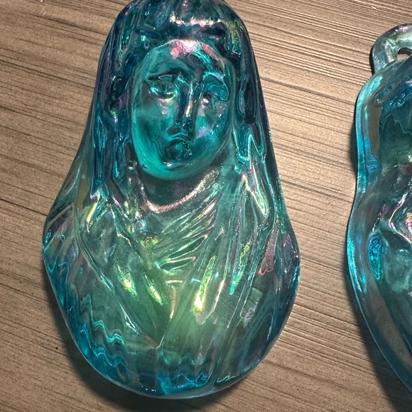 Wheaton Celeste Blue Iredescent  Glass Wall Jesus & Mary Plaques - Picture 2 of 4